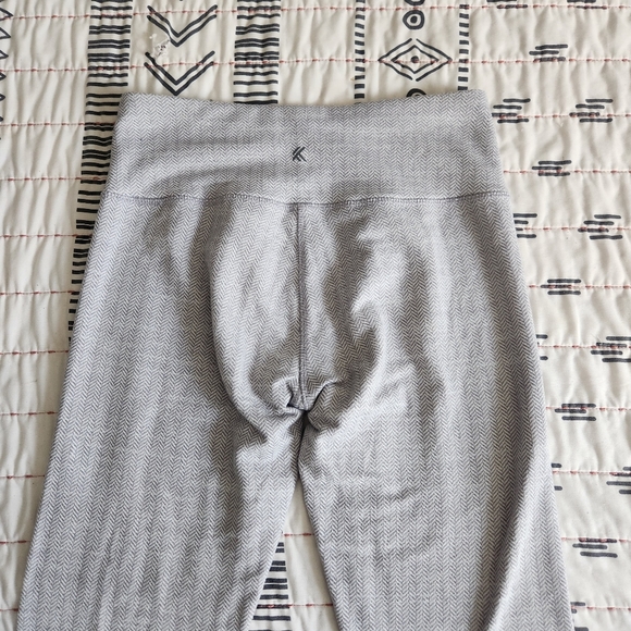 Kyodan Gray Herringbone Warming Leggings XS - Picture 9 of 10